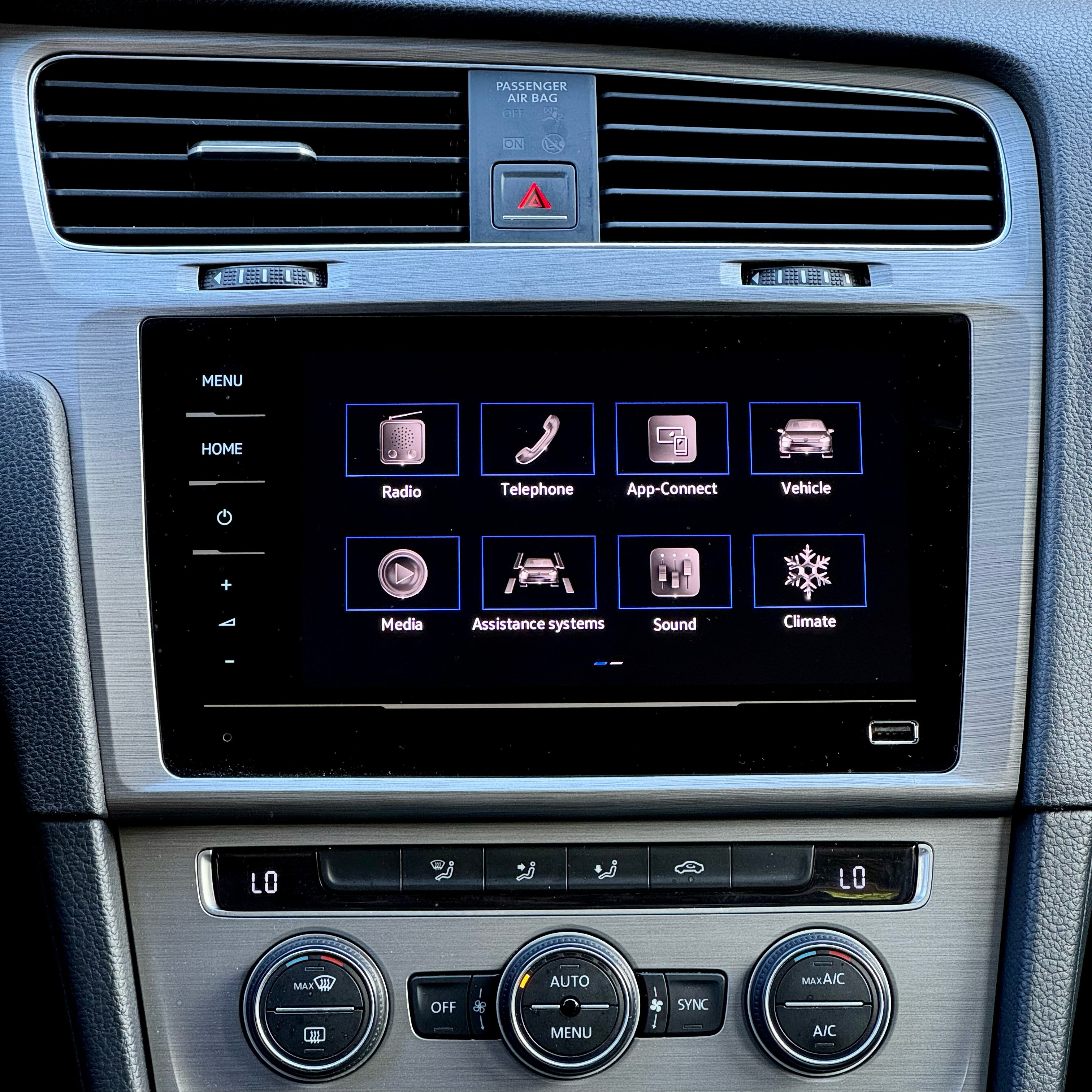 VW Golf 7 | 9.2 inch Apple Carplay